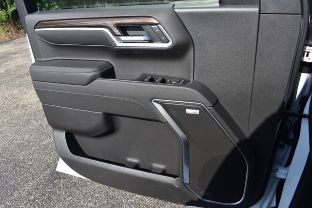 New 2026 Chevrolet Silverado 1500 RST w/ Redline Edition AWD/4WD image 36