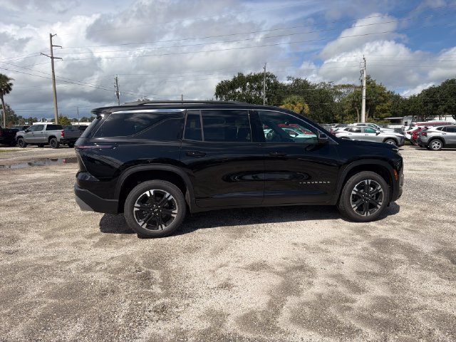 New 2027 Chevrolet Traverse LT w/ Sun and Wheel Package AWD/4WD image 14