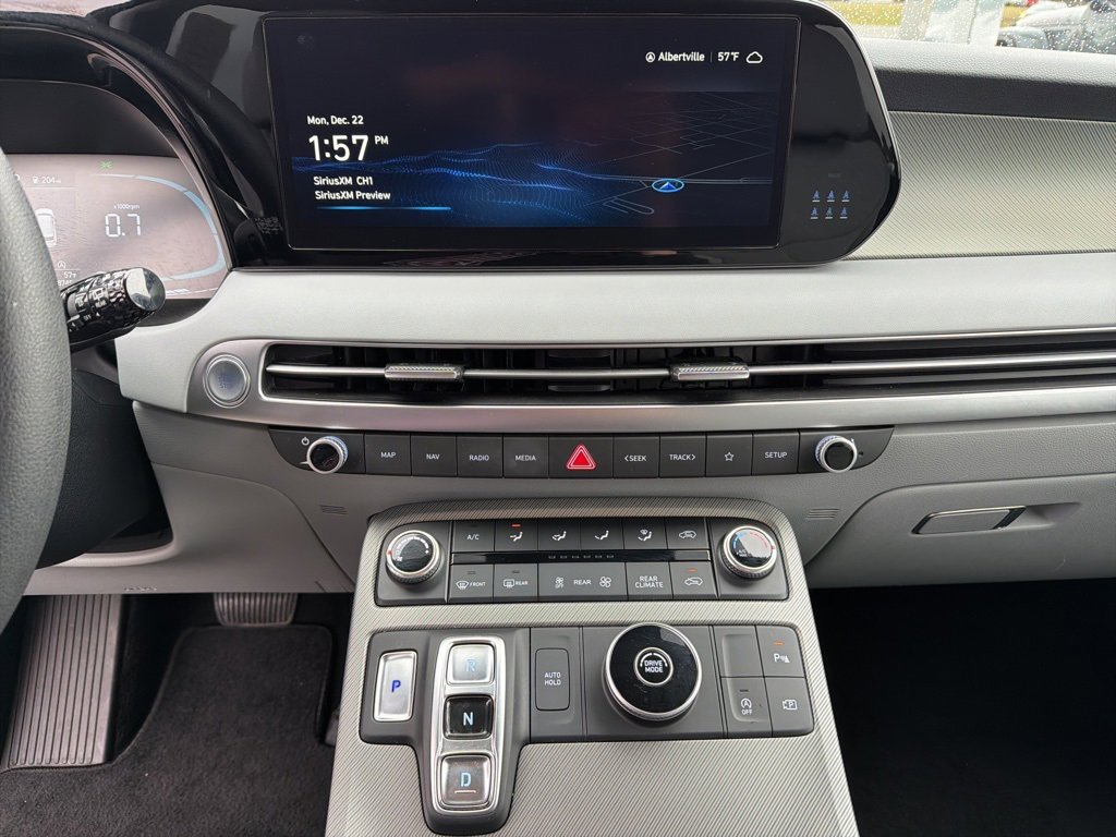 Used 2023 Hyundai Palisade SE image 40