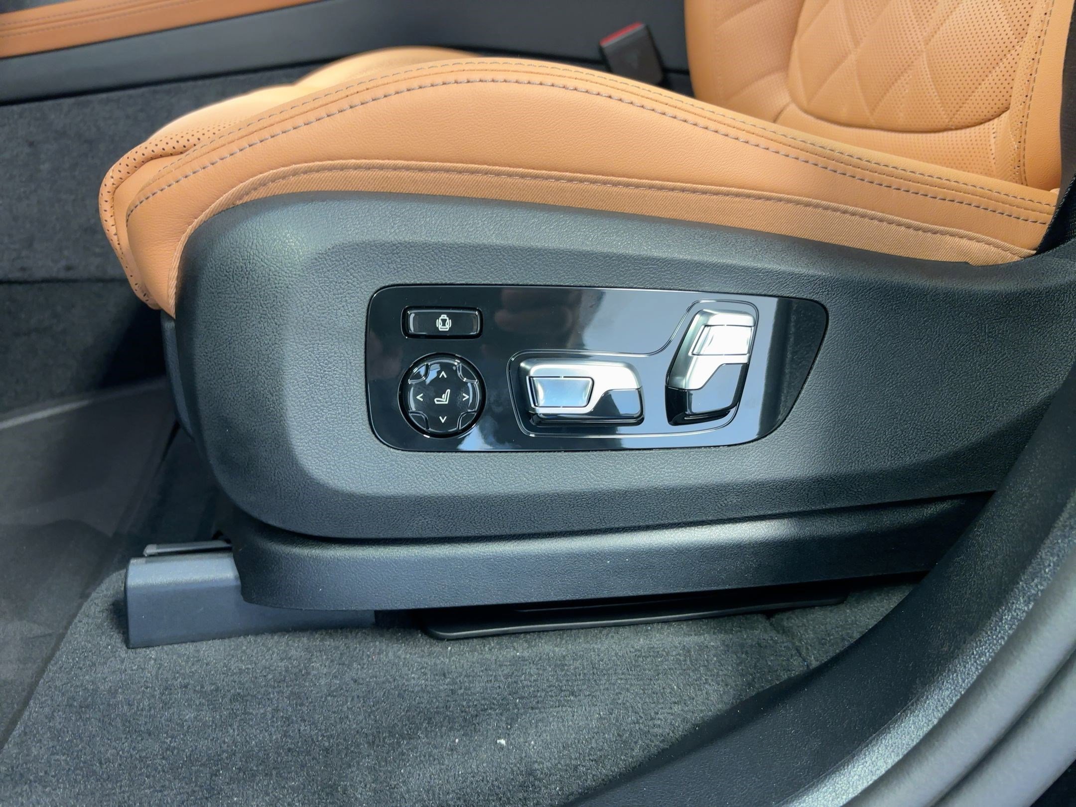 New 2026 BMW X7 xDrive40i image 13