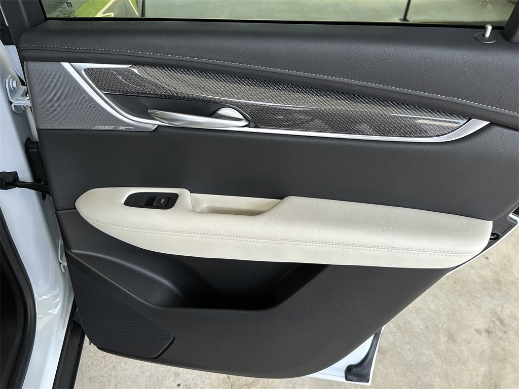 New 2025 Cadillac XT5 Sportv w/ Technology Package image 33