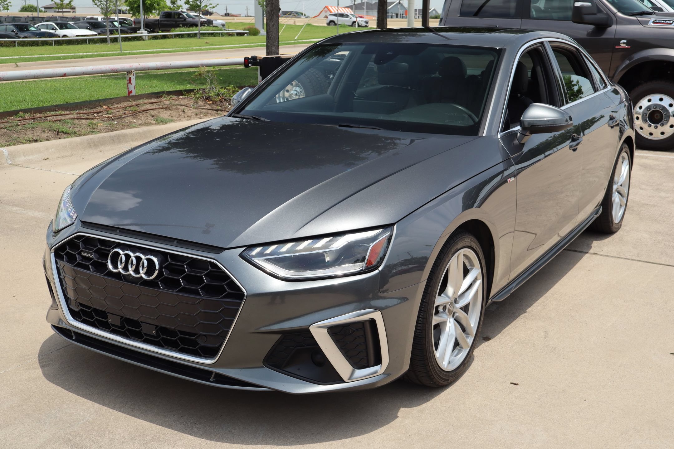 Used 2023 Audi A4 2.0T Premium Plus AWD/4WD image 8