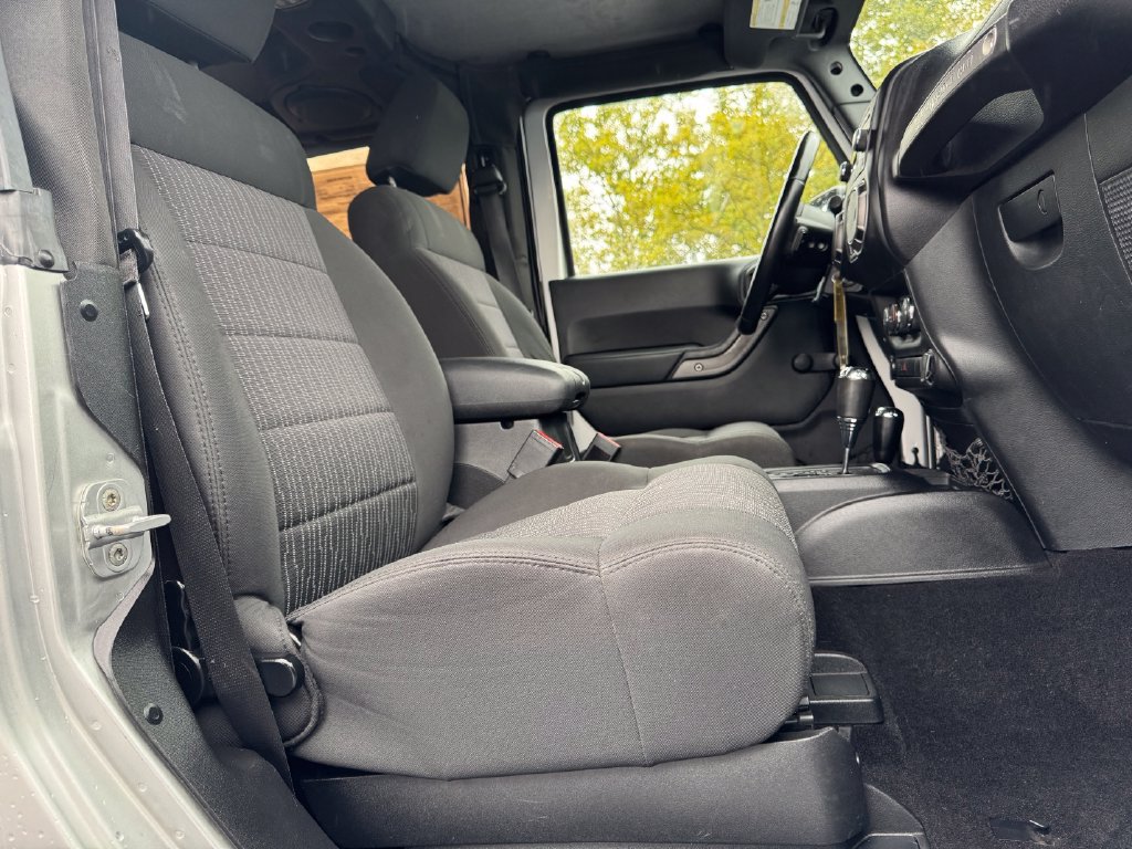 Used 2011 Jeep Wrangler Sport AWD/4WD image 12