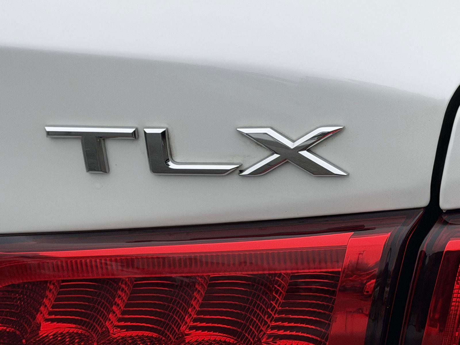 Used 2020 Acura TLX FWD image 23