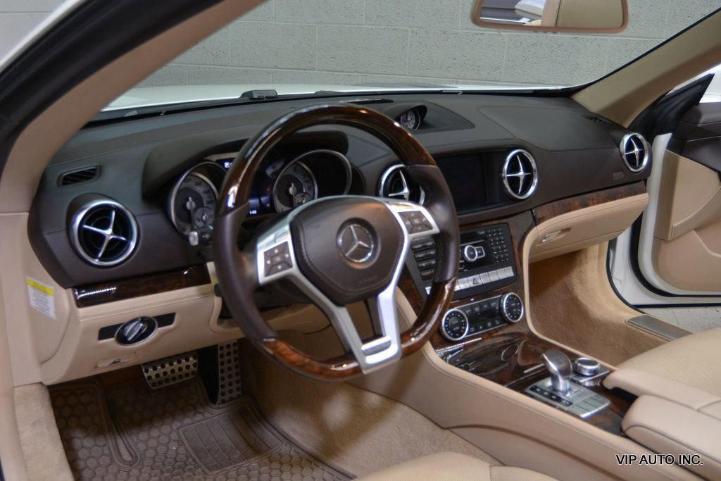 Used 2014 Mercedes-Benz SL 550 image 15