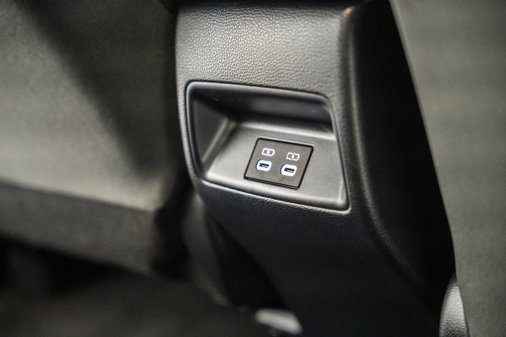 Certified 2025 Toyota Corolla LE image 31