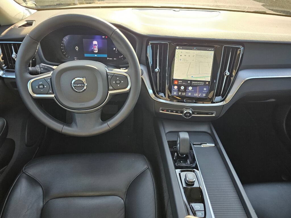 Used 2025 Volvo S60 B5 Core AWD/4WD image 18