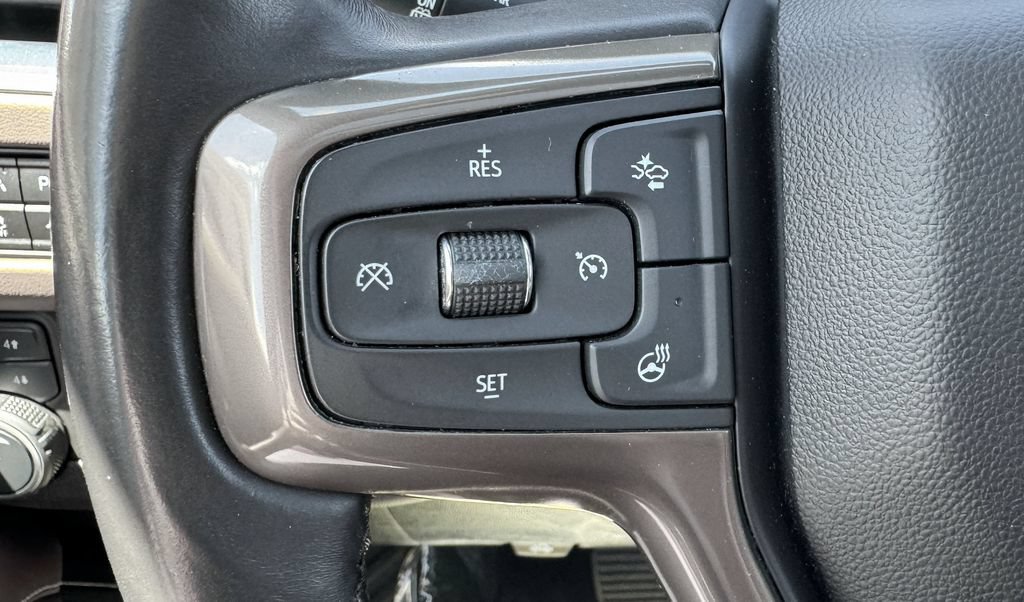 Used 2022 Chevrolet Suburban High Country AWD/4WD image 22