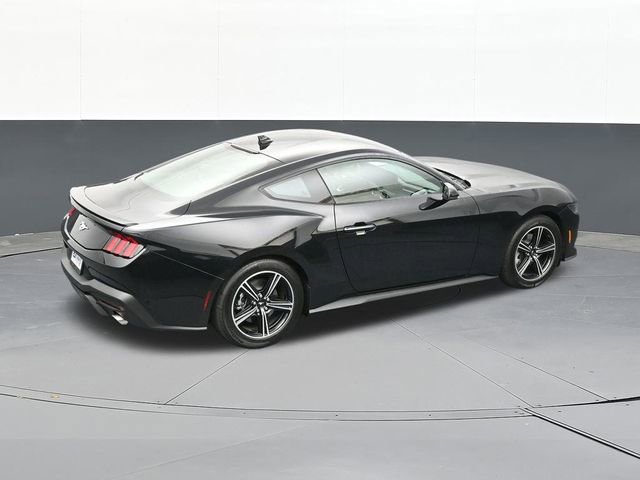 Used 2025 Ford Mustang Premium image 39