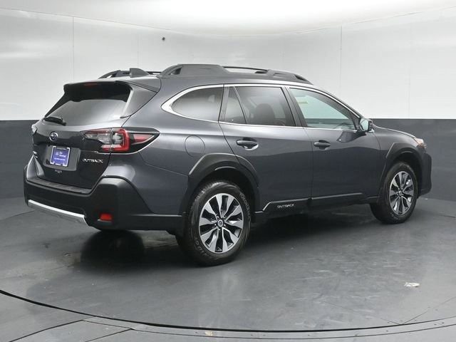 Used 2023 Subaru Outback Limited image 7