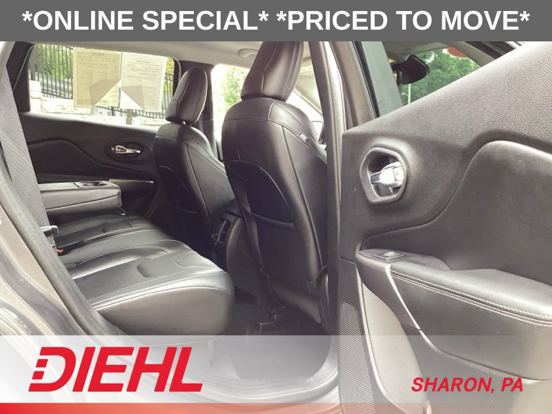 Used 2020 Jeep Cherokee Latitude Lux w/ Trailer Tow Group AWD/4WD image 12