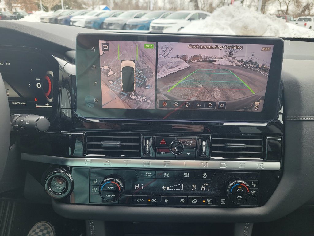 New 2026 Nissan Pathfinder Platinum AWD/4WD image 24