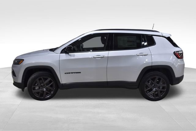 New 2026 Jeep Compass Latitude image 6