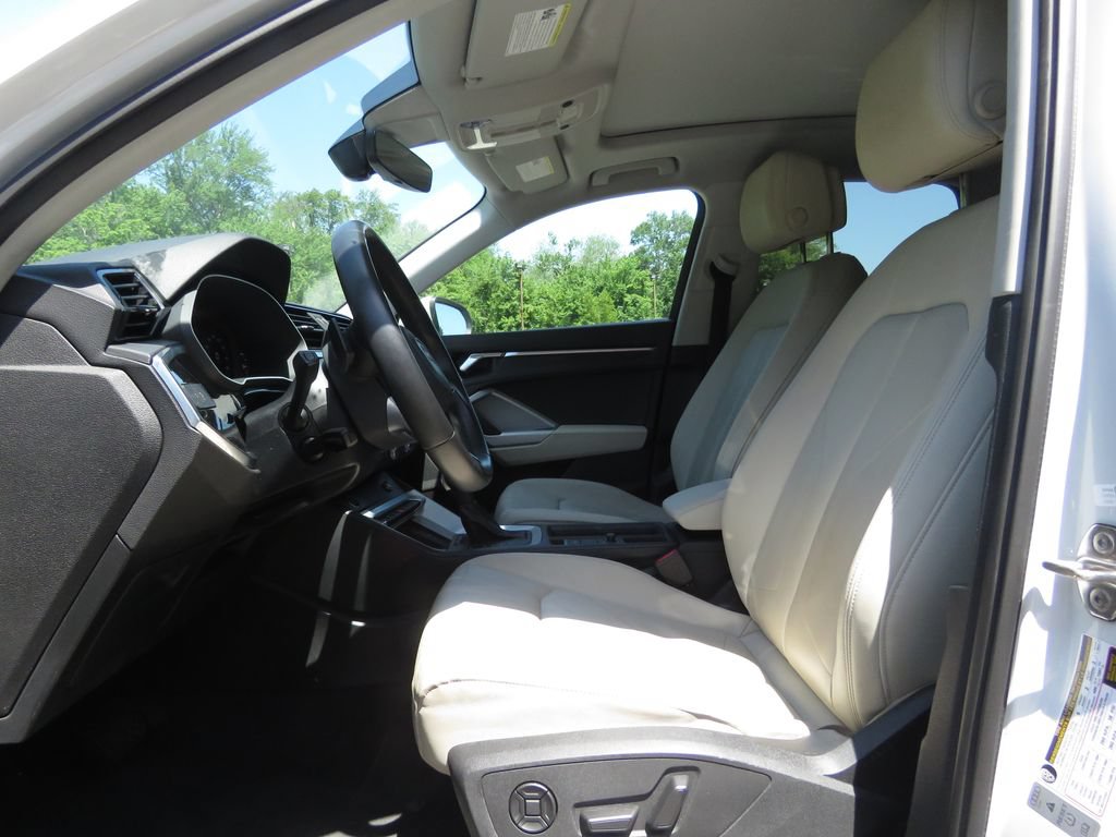 Used 2023 Audi Q3 2.0T Premium Plus w/ Premium Plus Package AWD/4WD image 10