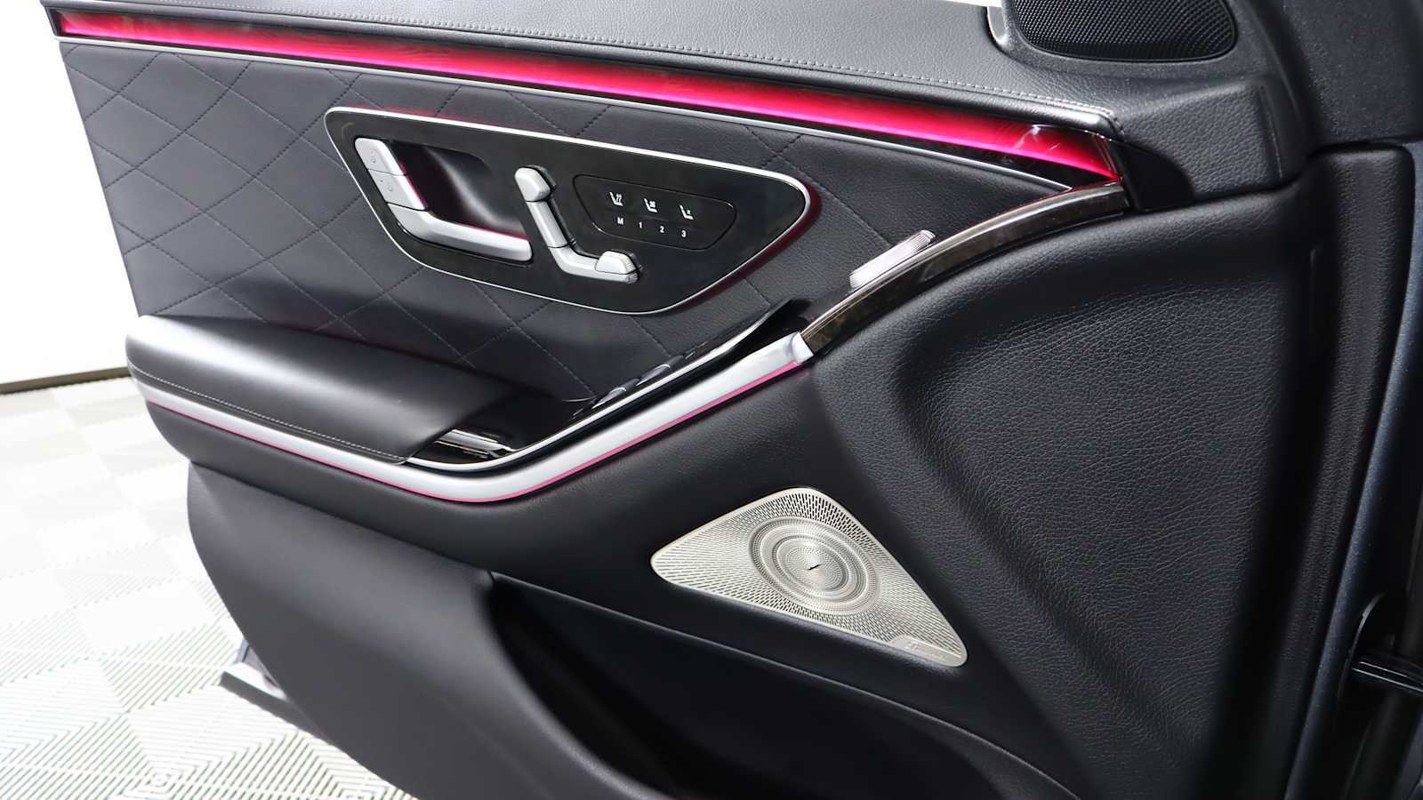 Used 2024 Mercedes-Benz S 580 4MATIC Sedan image 13