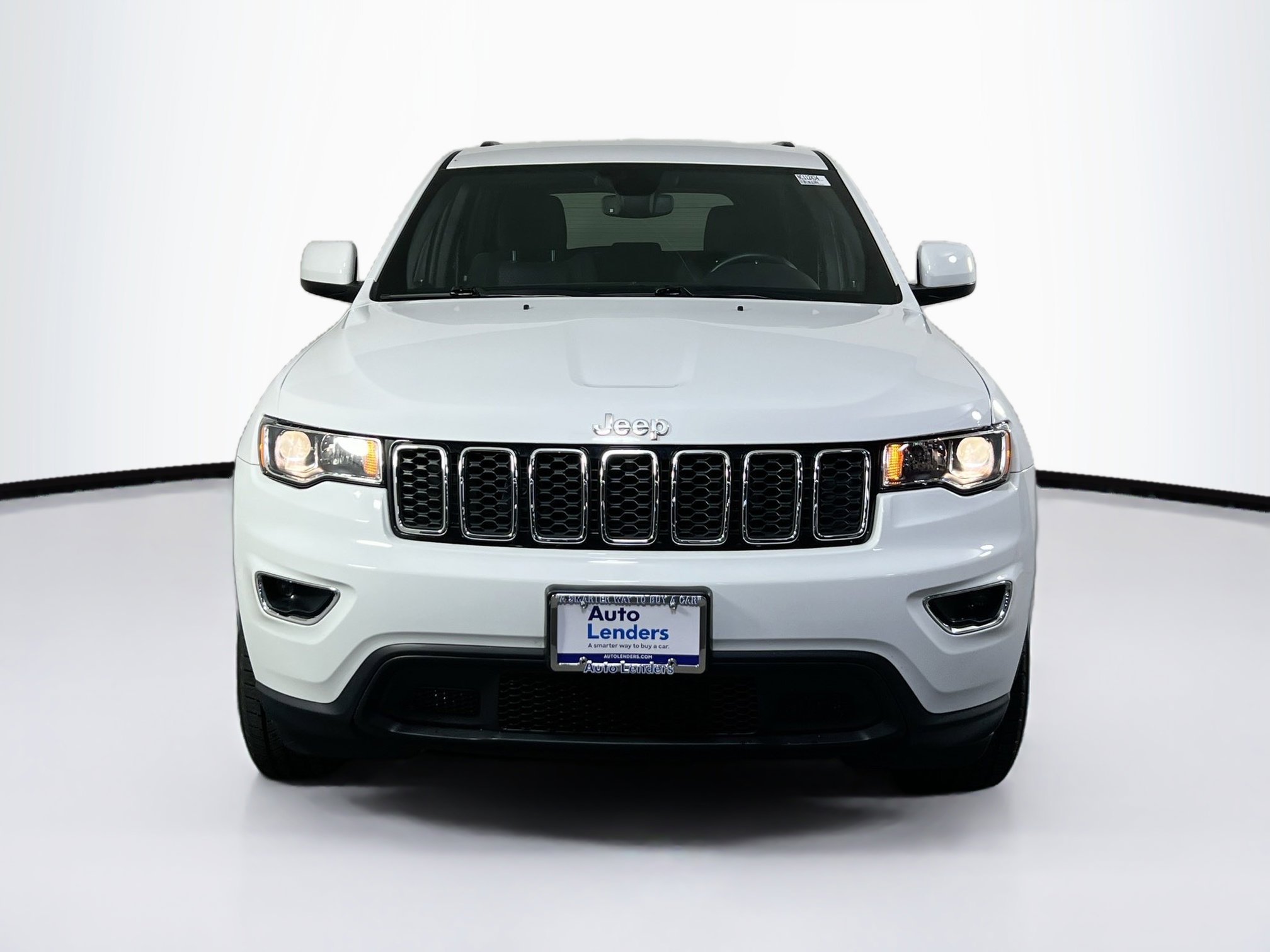 Used 2022 Jeep Grand Cherokee Laredo E w/ Security & Convenience Group image 2
