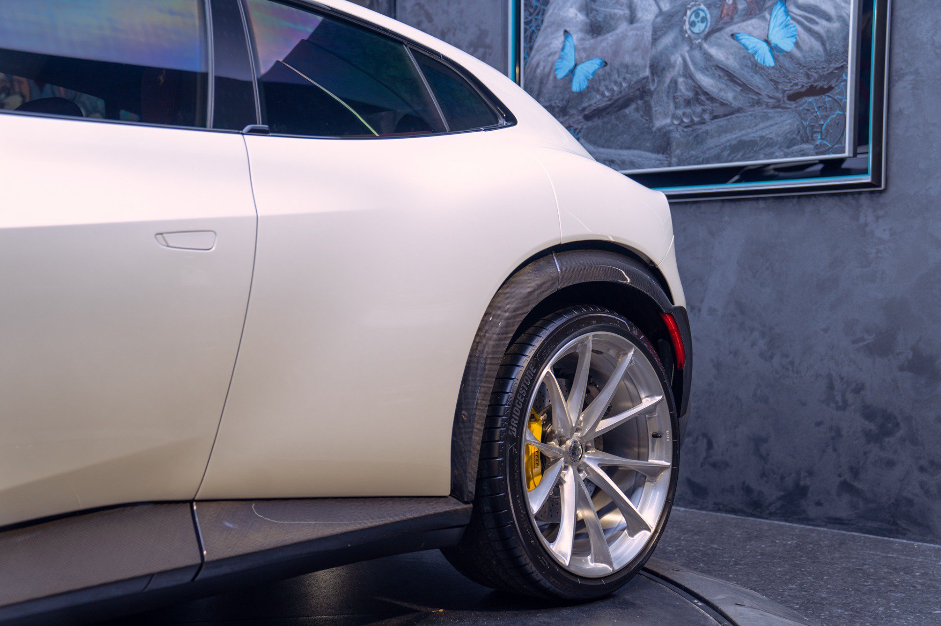 Used 2025 Ferrari Purosangue AWD/4WD image 28