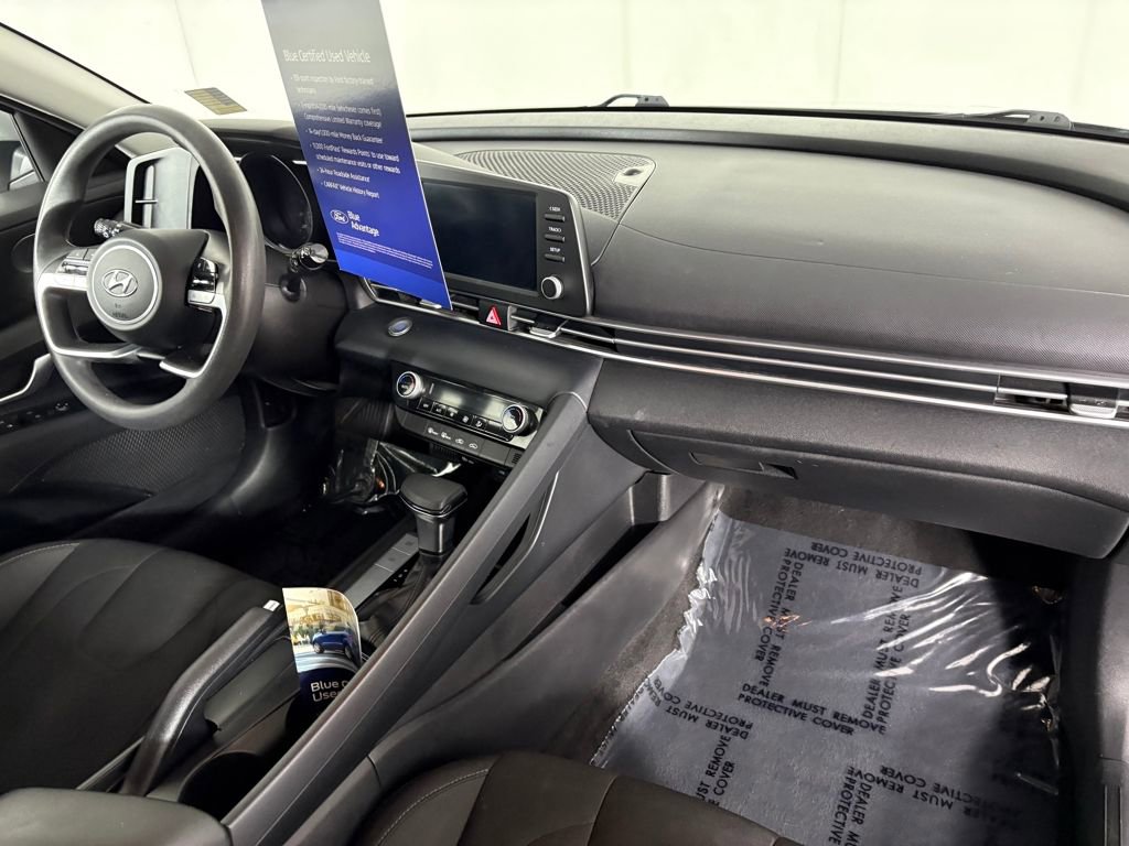 Used 2021 Hyundai Elantra SEL image 35