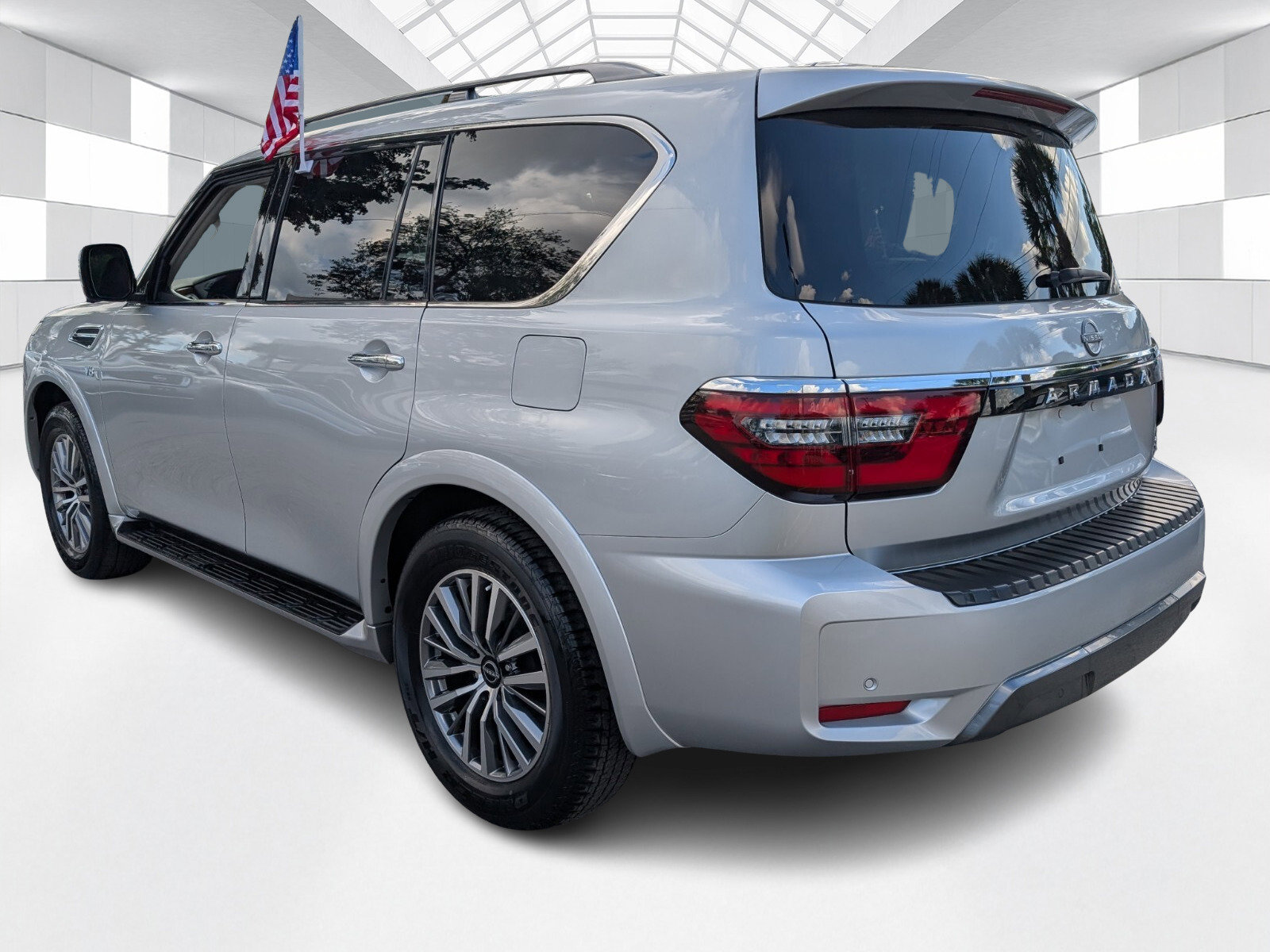 Certified 2021 Nissan Armada SL image 5