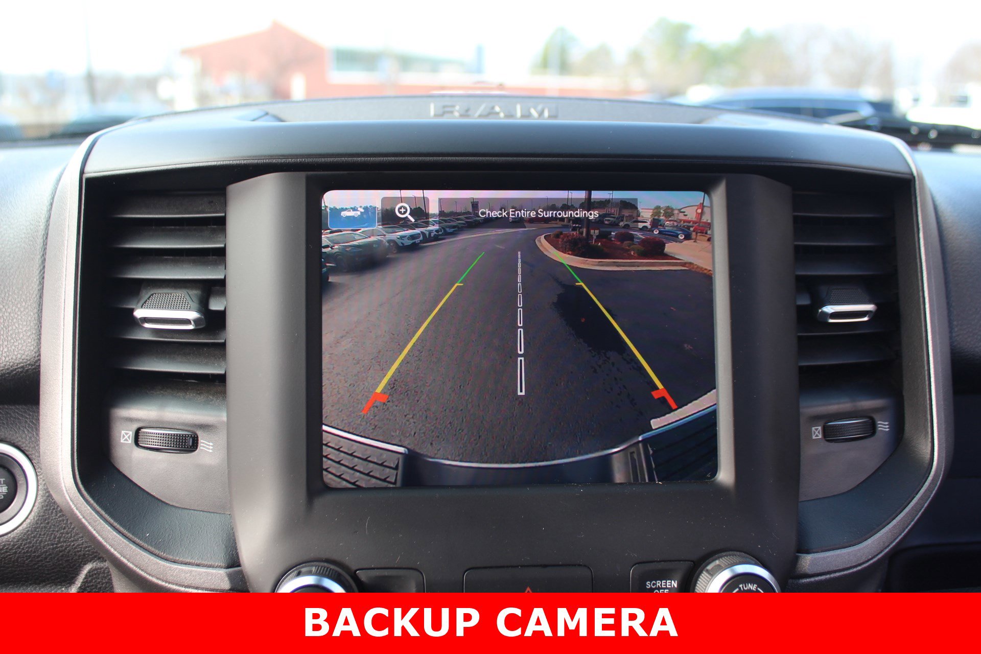 Used 2022 RAM 2500 Tradesman w/ Chrome Appearance Group image 21