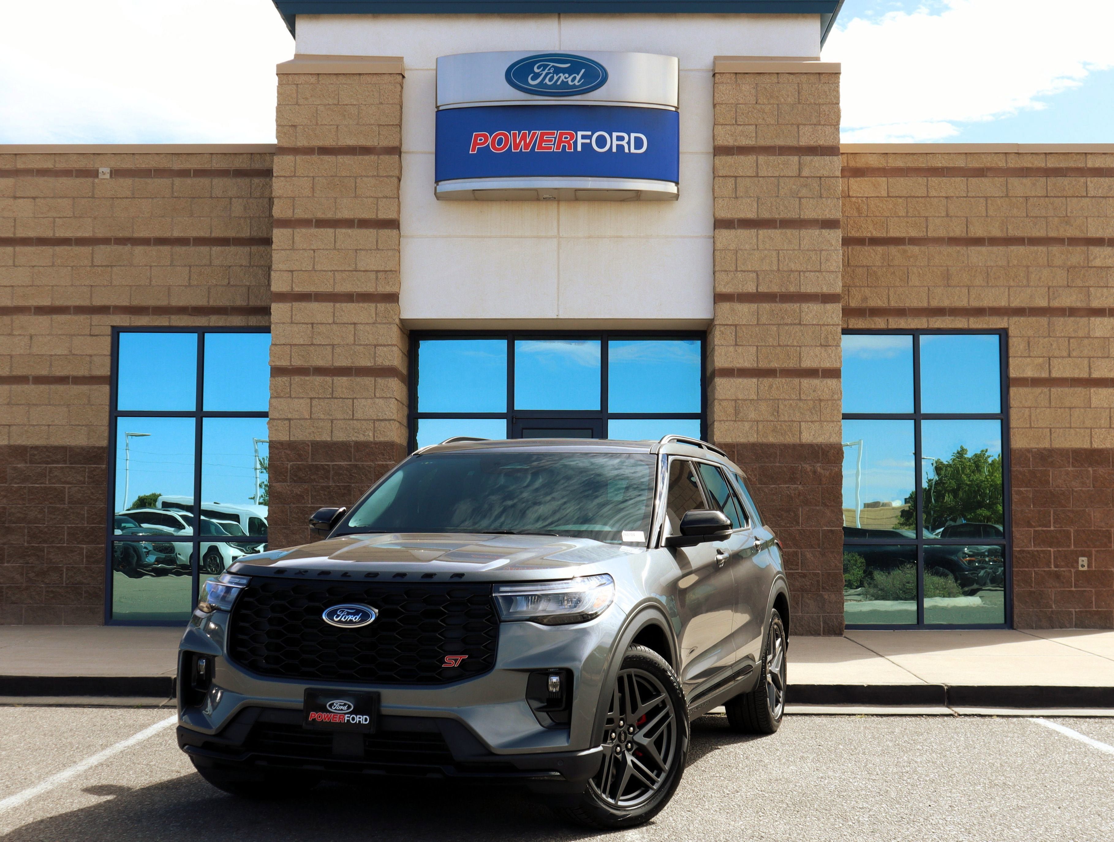 New 2026 Ford Explorer ST AWD/4WD image 2