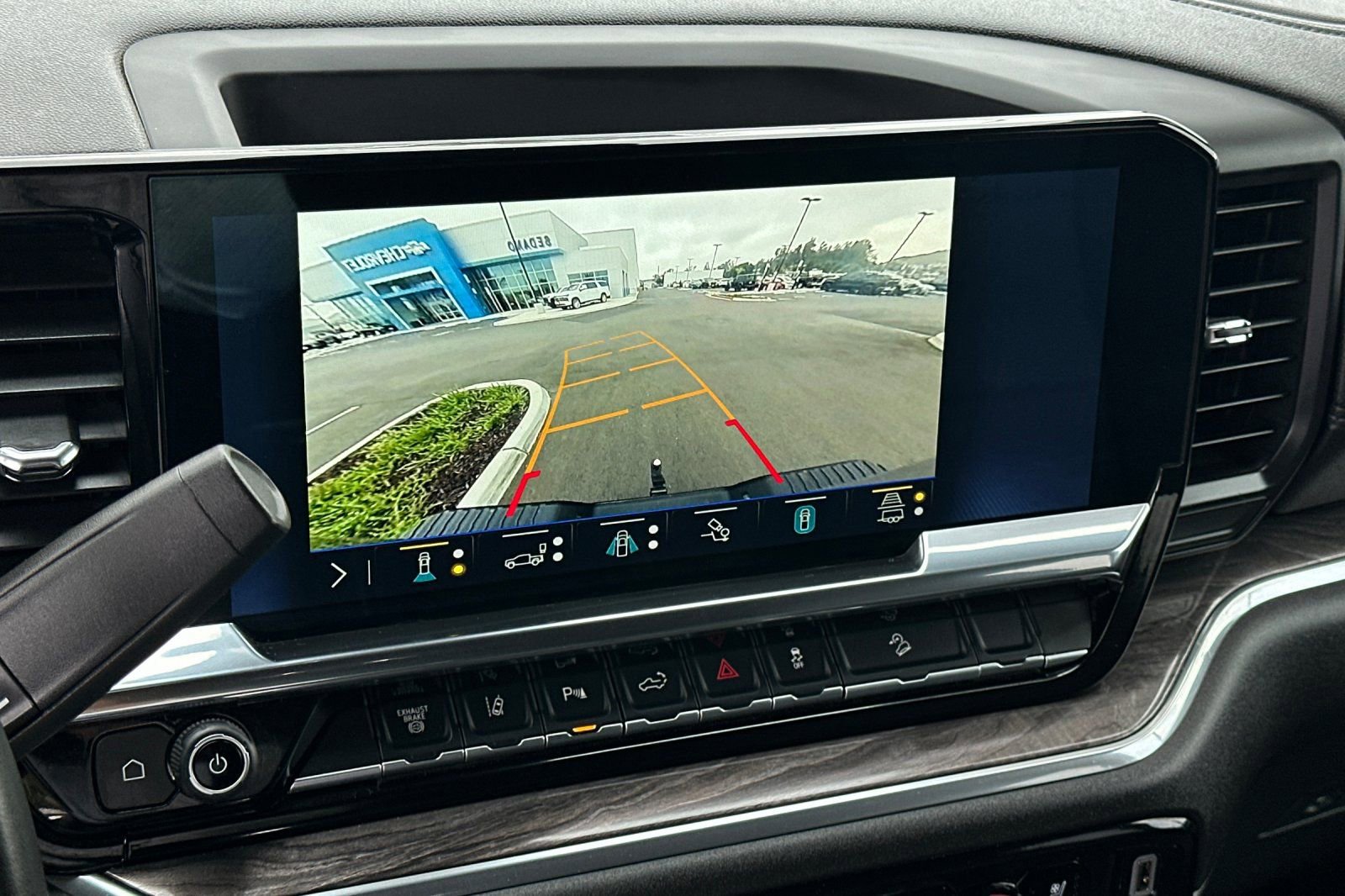 Used 2025 Chevrolet Silverado 2500 LTZ w/ Trail Boss Package image 27