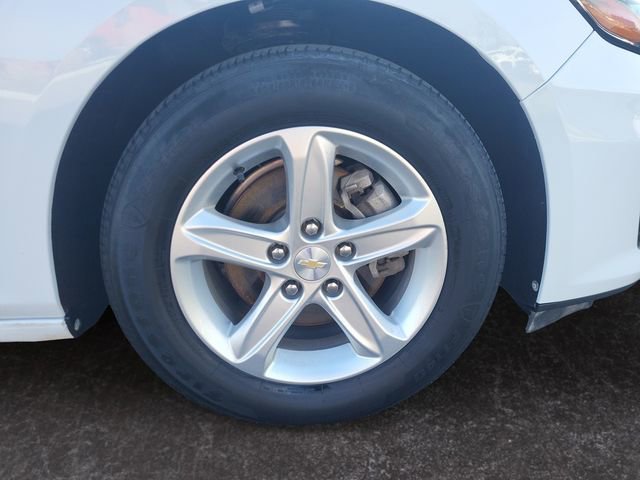 Used 2023 Chevrolet Malibu LS image 29