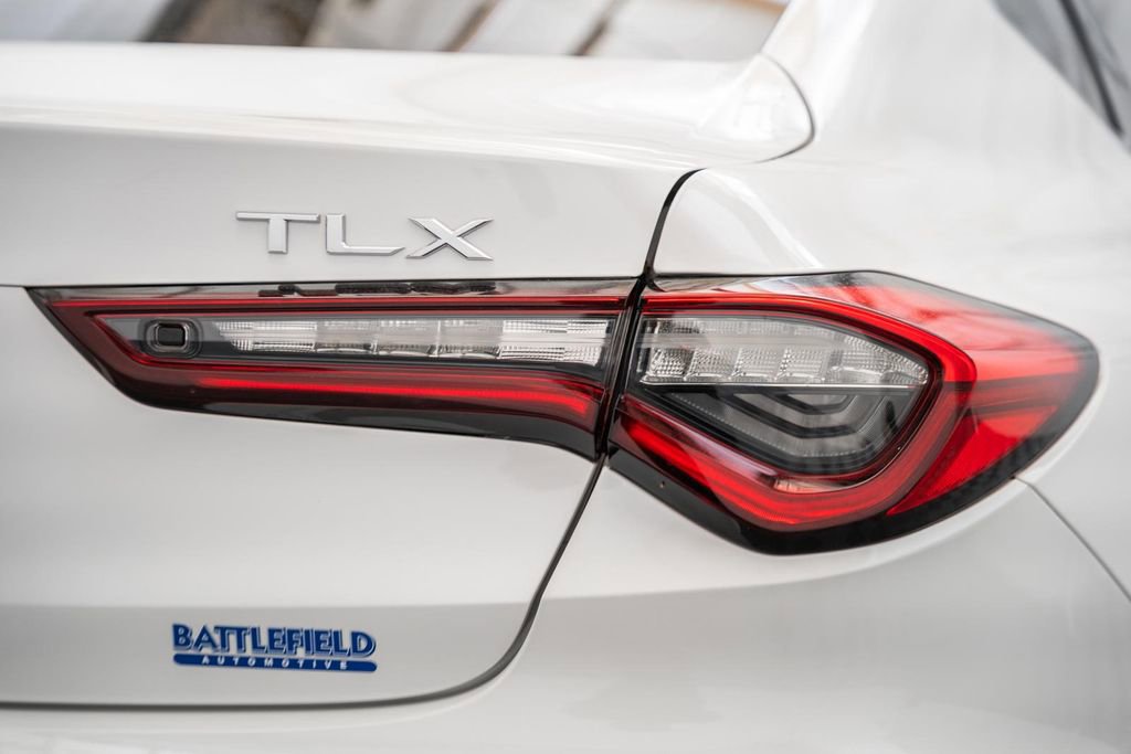 Used 2021 Acura TLX image 8