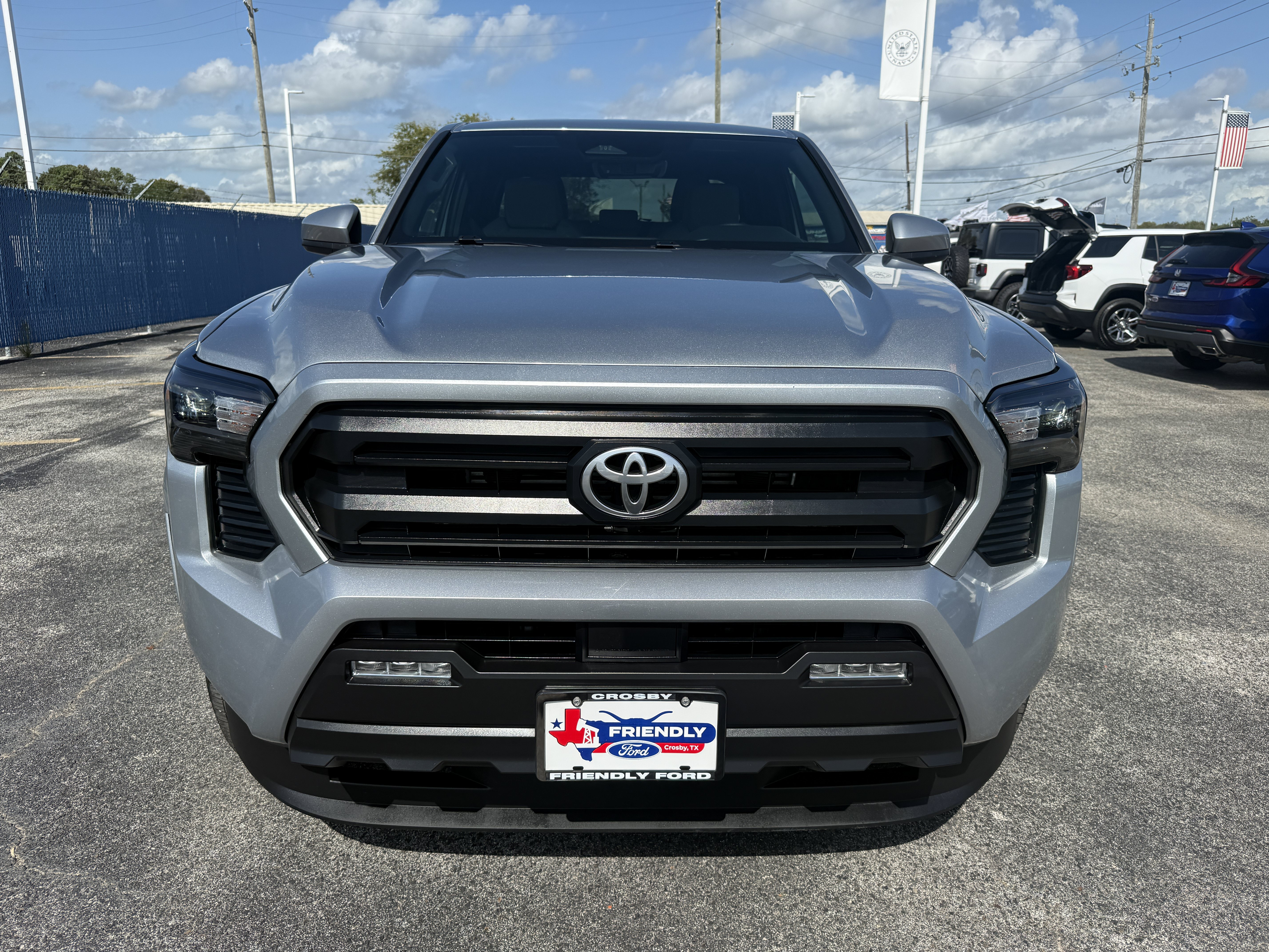 Used 2026 Toyota Tacoma SR5 RWD image 8