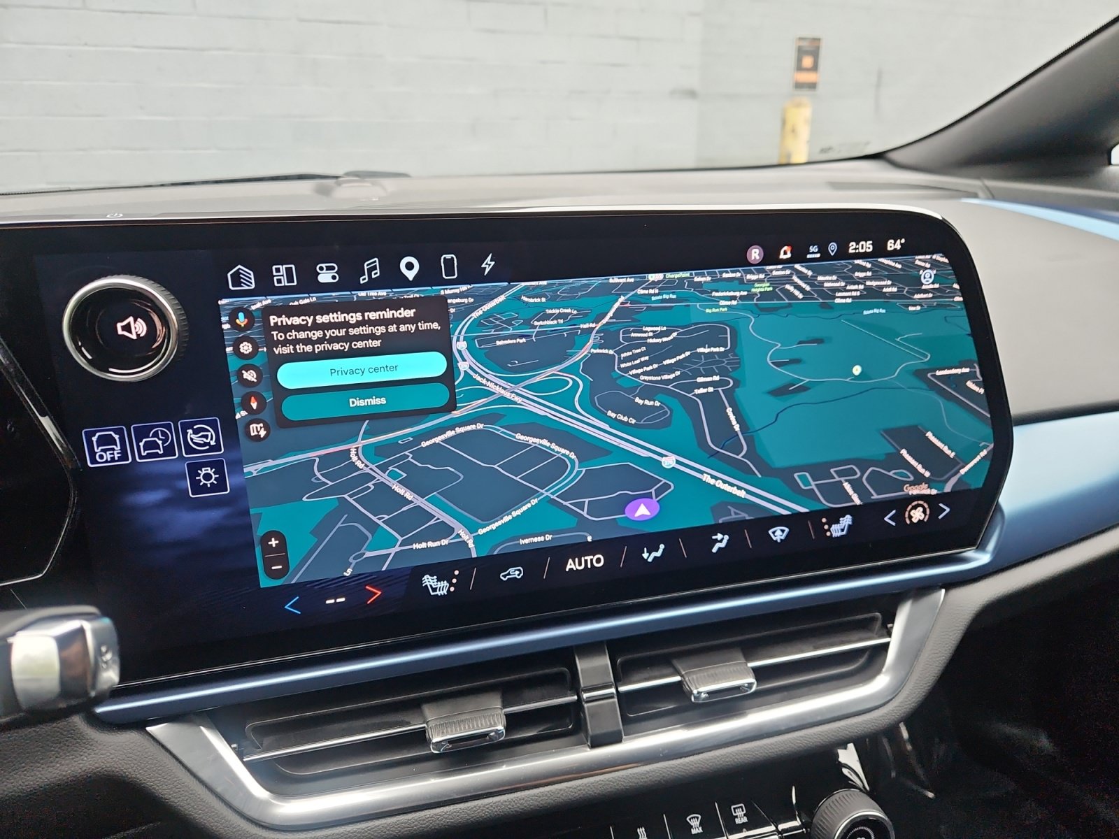 Used 2024 Chevrolet Equinox EV LT FWD image 18