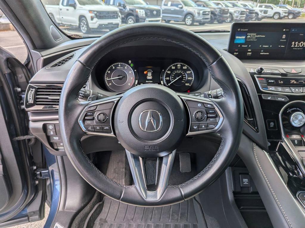 Used 2025 Acura RDX SH-AWD image 13