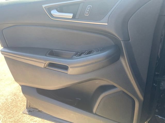 Used 2023 Ford Edge SEL AWD/4WD image 23