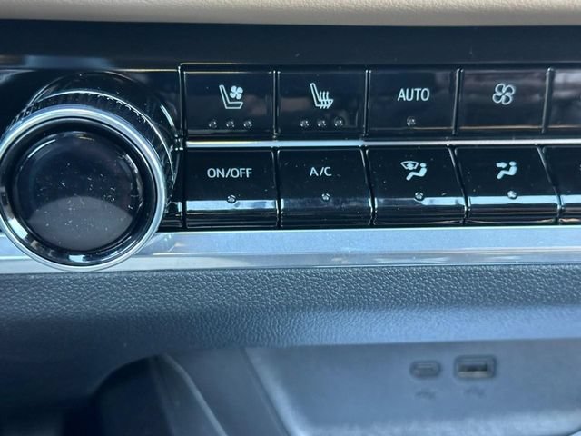 New 2026 Chevrolet Equinox ACTIV w/ Convenience Package III FWD image 15