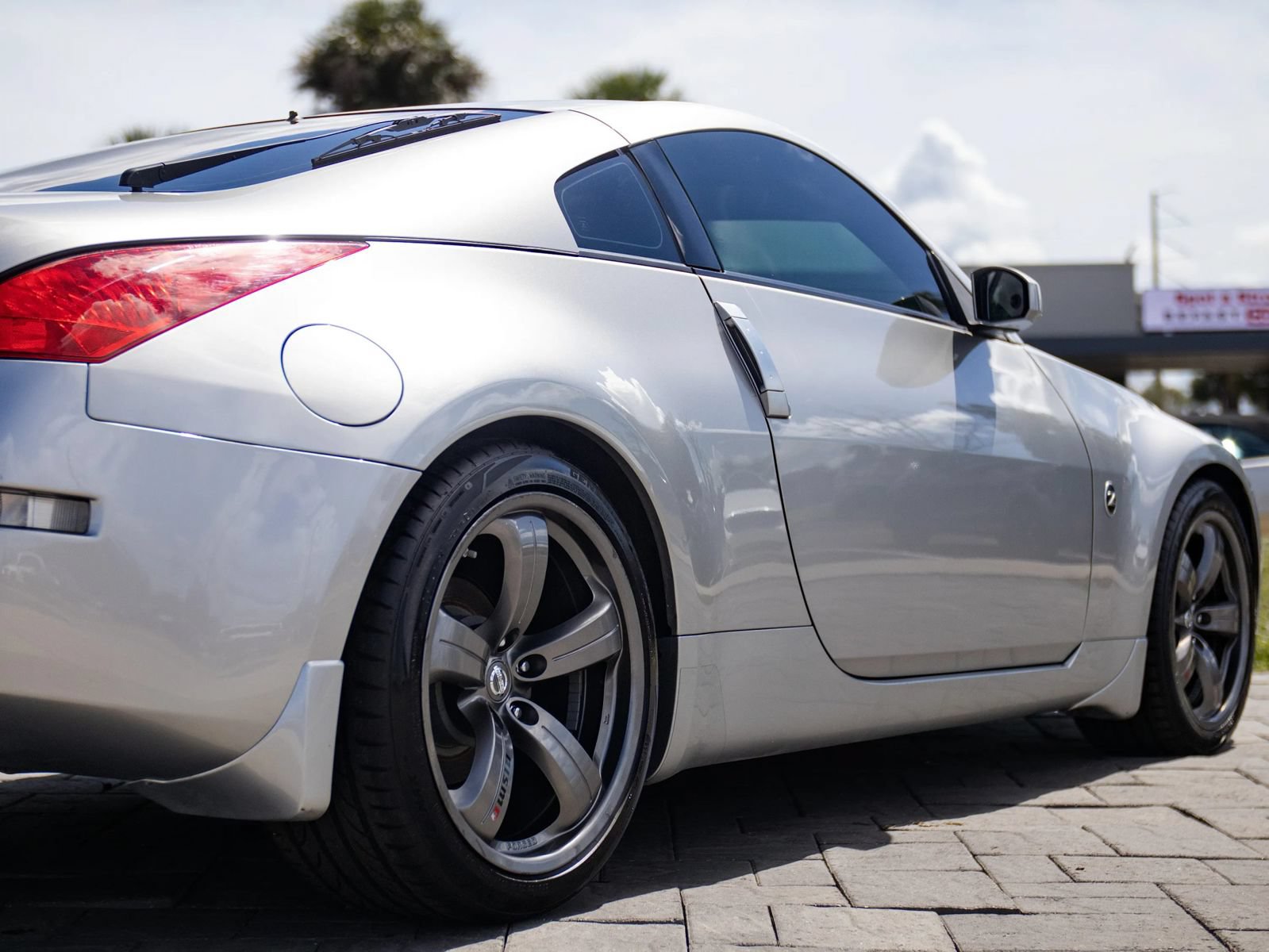 Used 2003 Nissan 350Z Touring RWD image 14