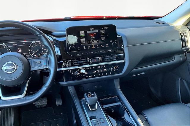 Used 2023 Nissan Pathfinder SL image 9