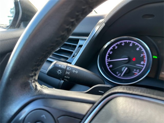 Used 2019 Toyota Camry SE w/ Convenience Package image 24