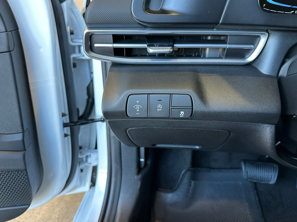 New 2026 Hyundai Elantra SE w/ Cargo Package image 17