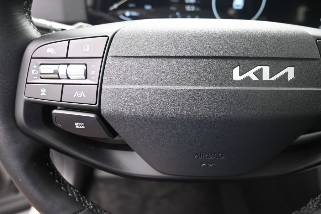 Used 2026 Kia Sportage SX Prestige FWD image 15