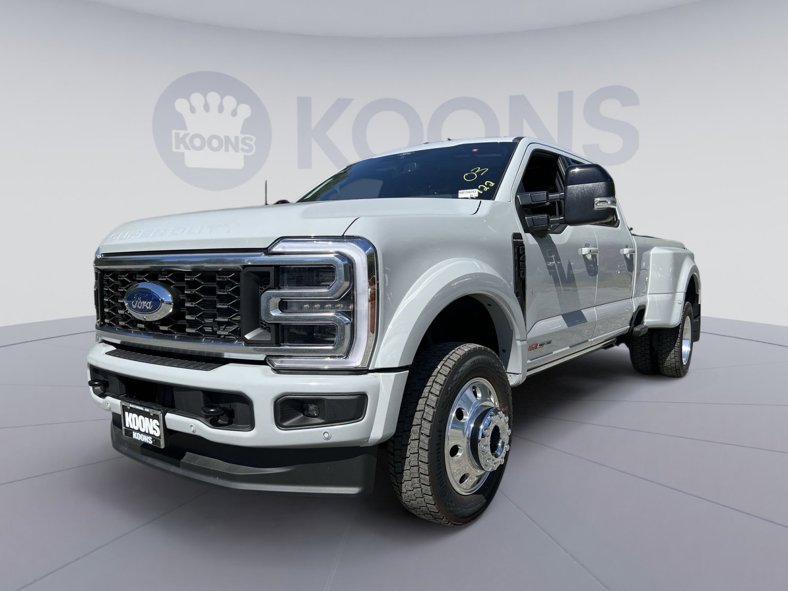 New 2026 Ford F450 Platinum w/ FX4 Off-Road Package