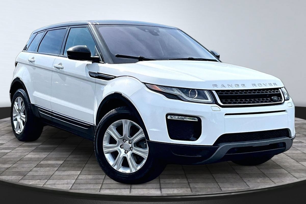 Used 2018 Land Rover Range Rover Evoque SE Premium AWD/4WD image 3
