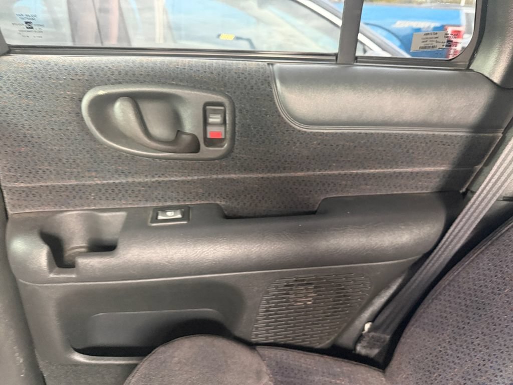 Used 2001 Chevrolet Blazer LT AWD/4WD image 29