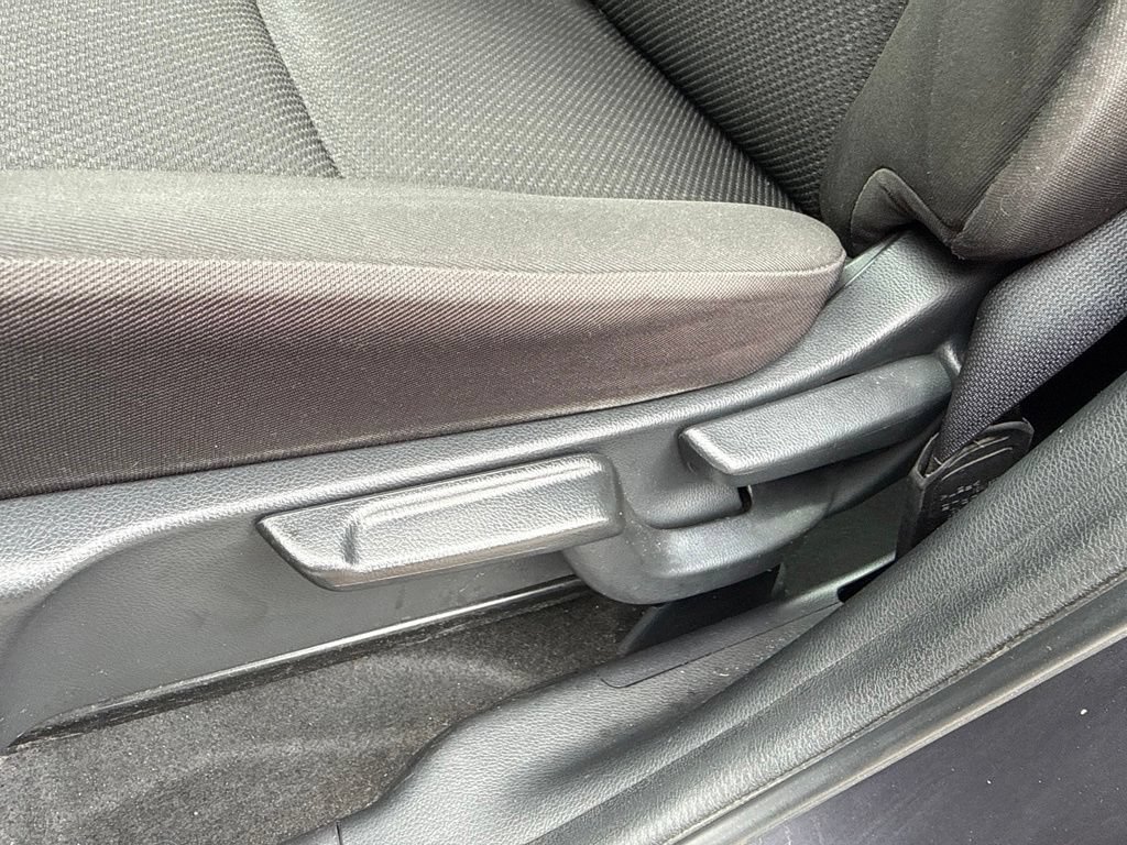 Used 2017 Honda HR-V LX image 23