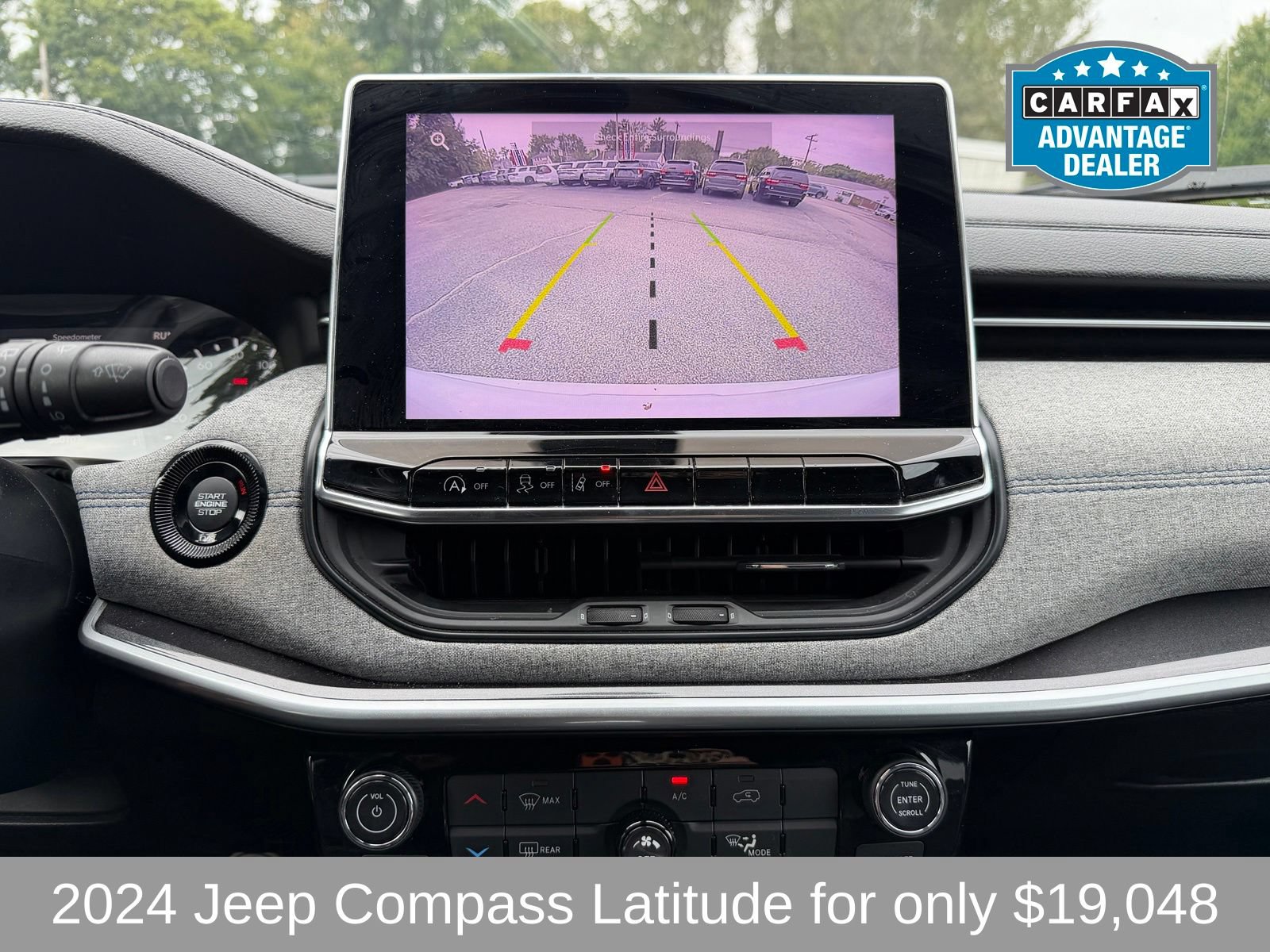 Used 2024 Jeep Compass Latitude AWD/4WD image 15