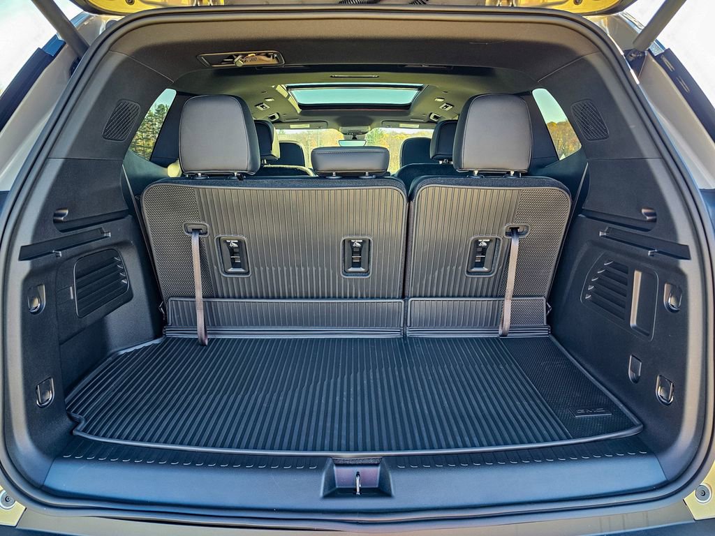 New 2026 GMC Acadia AT4 w/ Luxury Package image 35