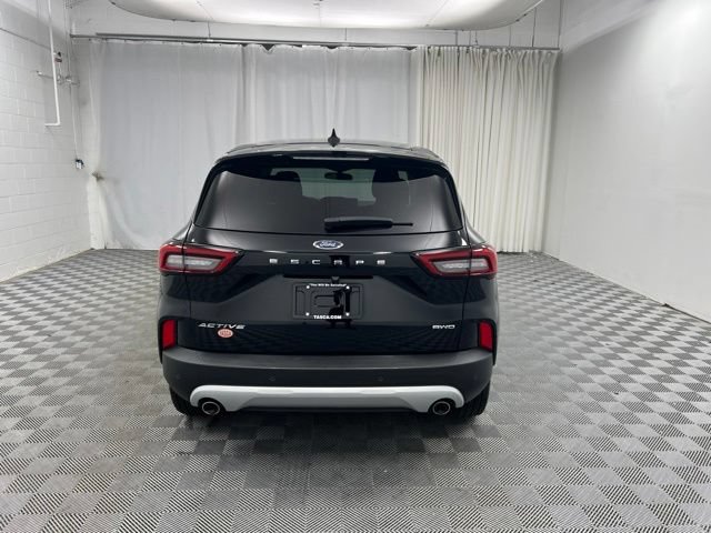 Used 2023 Ford Escape Active w/ Tech Pack #1 AWD/4WD image 5