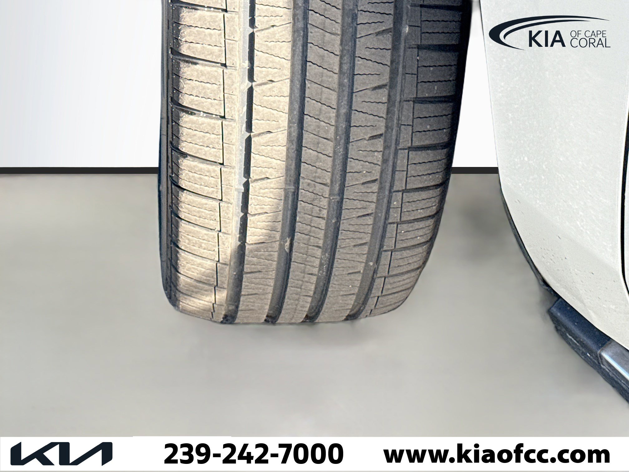 Used 2015 Cadillac Escalade ESV Platinum image 44