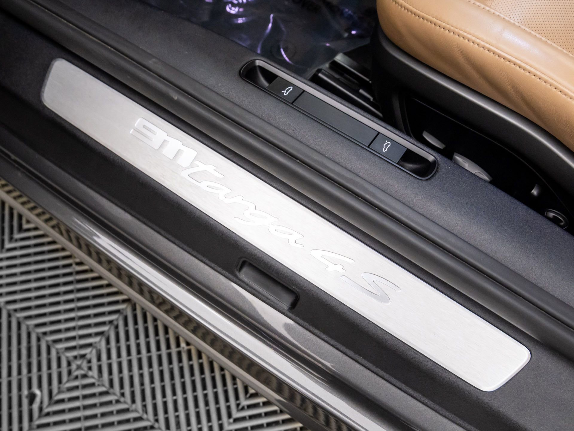 Certified 2021 Porsche 911 Targa 4S image 16