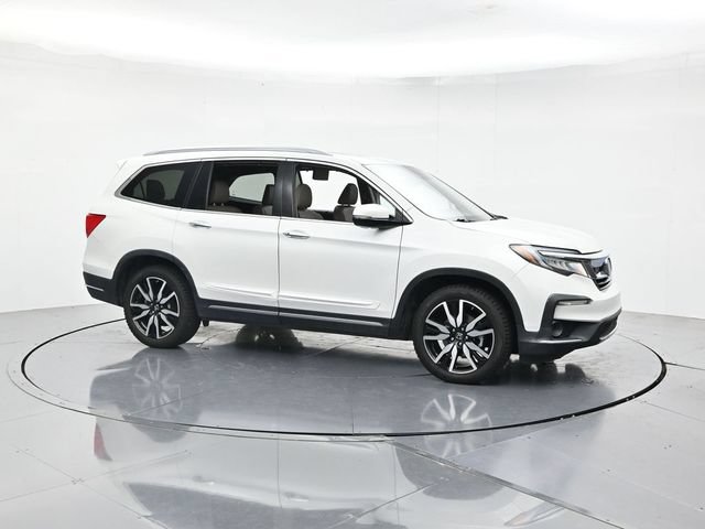 Used 2020 Honda Pilot Touring image 3