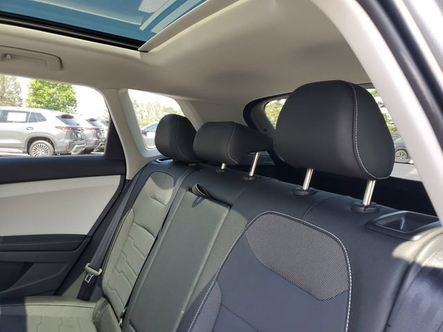 New 2026 Volkswagen Taos SE AWD/4WD image 9