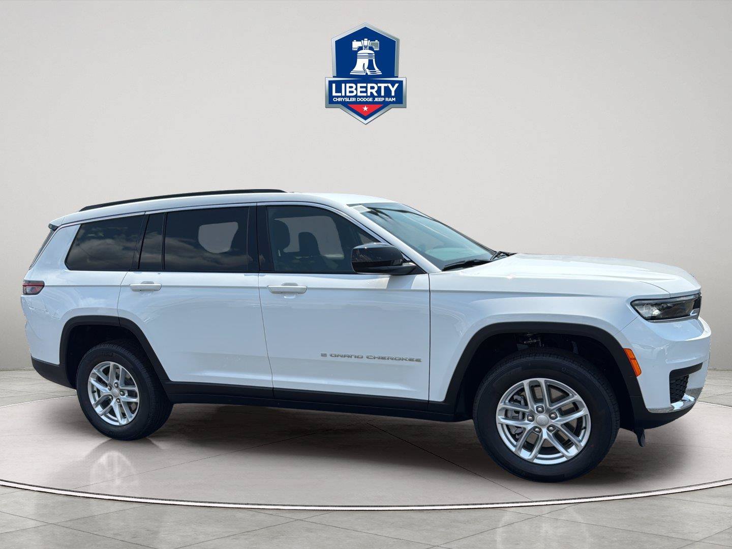 New 2026 Jeep Grand Cherokee L Laredo AWD/4WD image 14